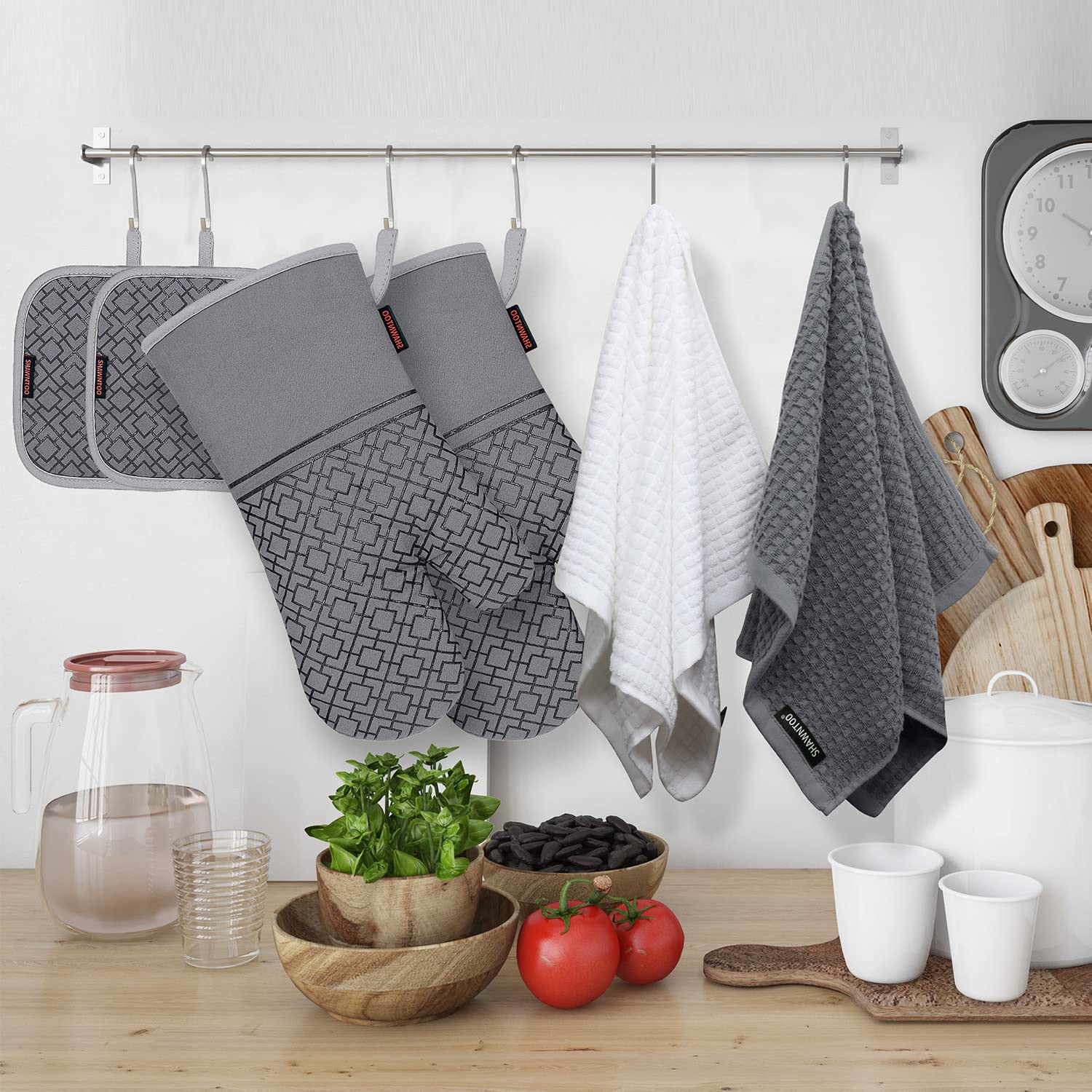 SHAWNTOO set completo en cocina listo para hornear y asar con seguridad