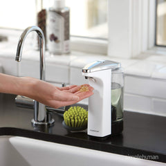 simplehuman close-up of no-drip spout highlighting silicone valve and drip-free benefit