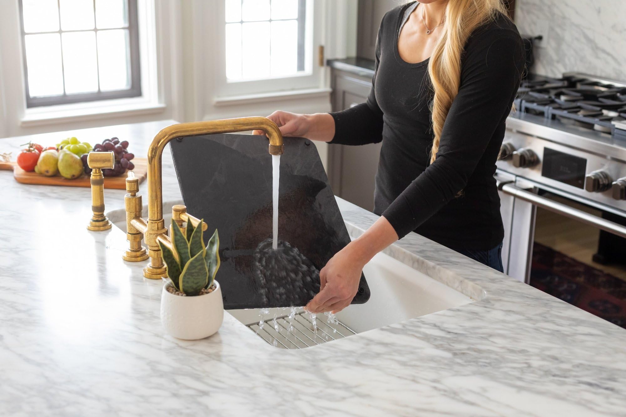 Siren Stone packaging with sanding tool for easy maintenance and care