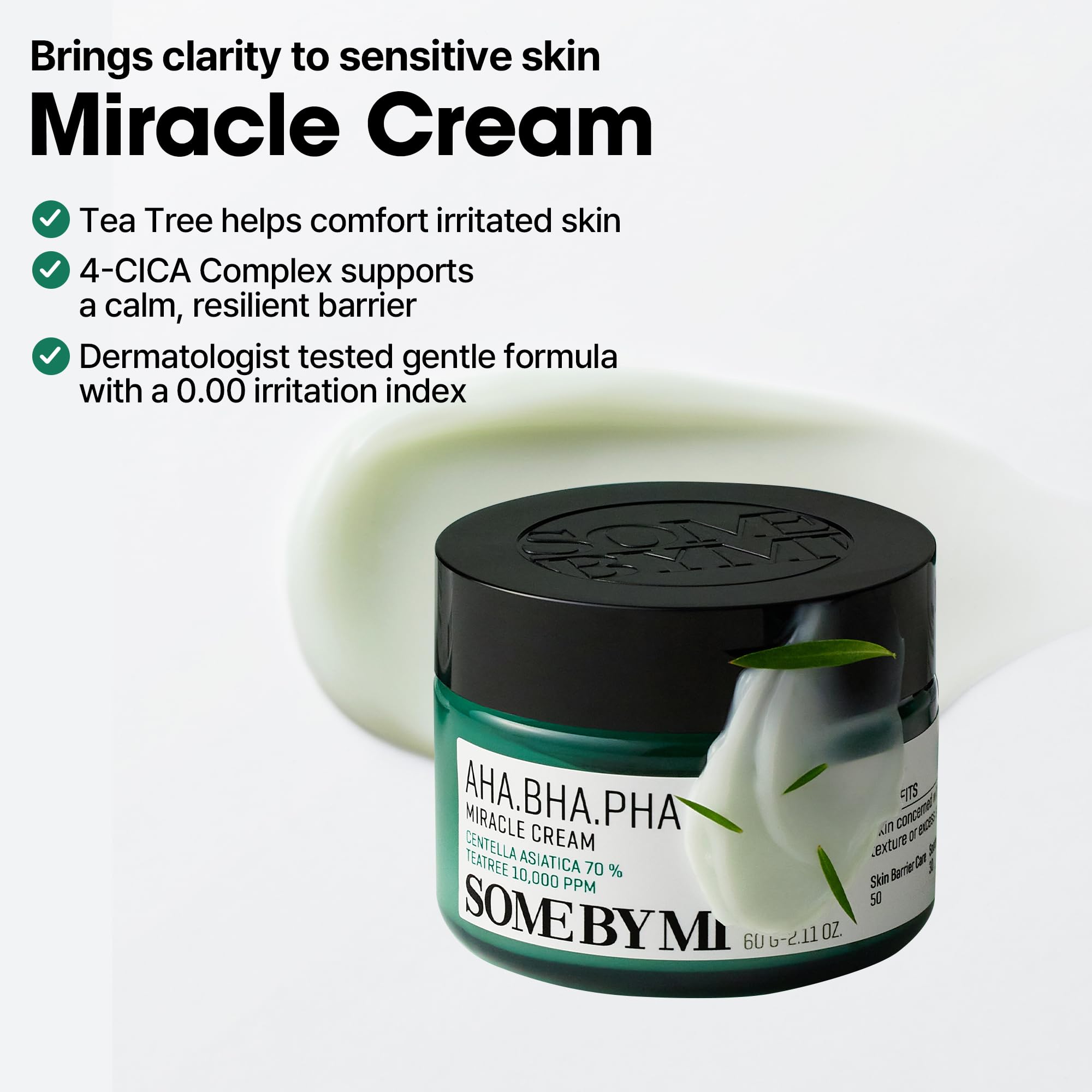SOME BY MI crema en mano para comparar tamaño y control de dosis