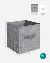 SONGMICS cubo colocado en una estantería tipo cubo mostrando acceso fácil
