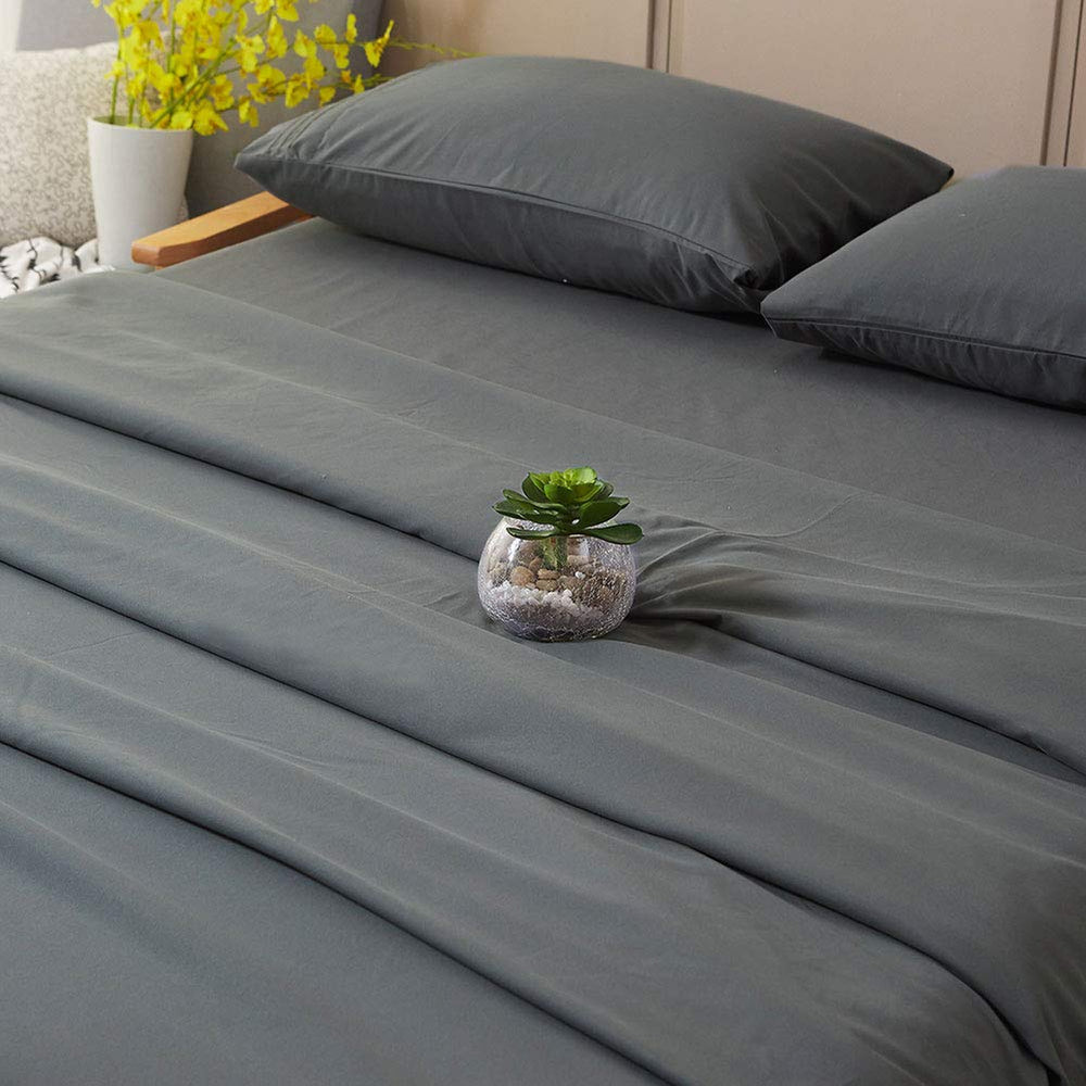 SONORO KATE double-brushed microfiber close-up for plush feel