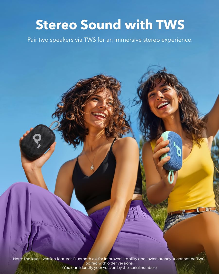 Soundcore Select 4 Go sujeto con correa en mochila para transporte cómodo