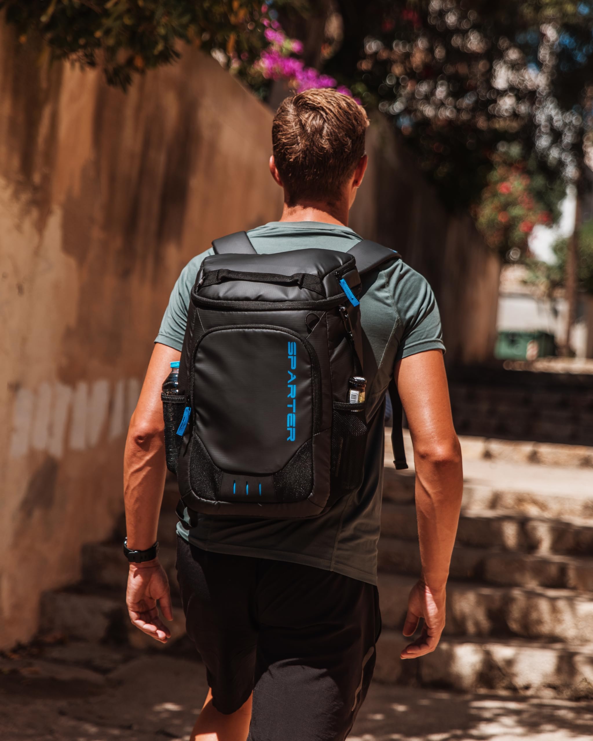 SPARTER respaldo acolchado y tirantes ergonómicos para llevarla con comodidad