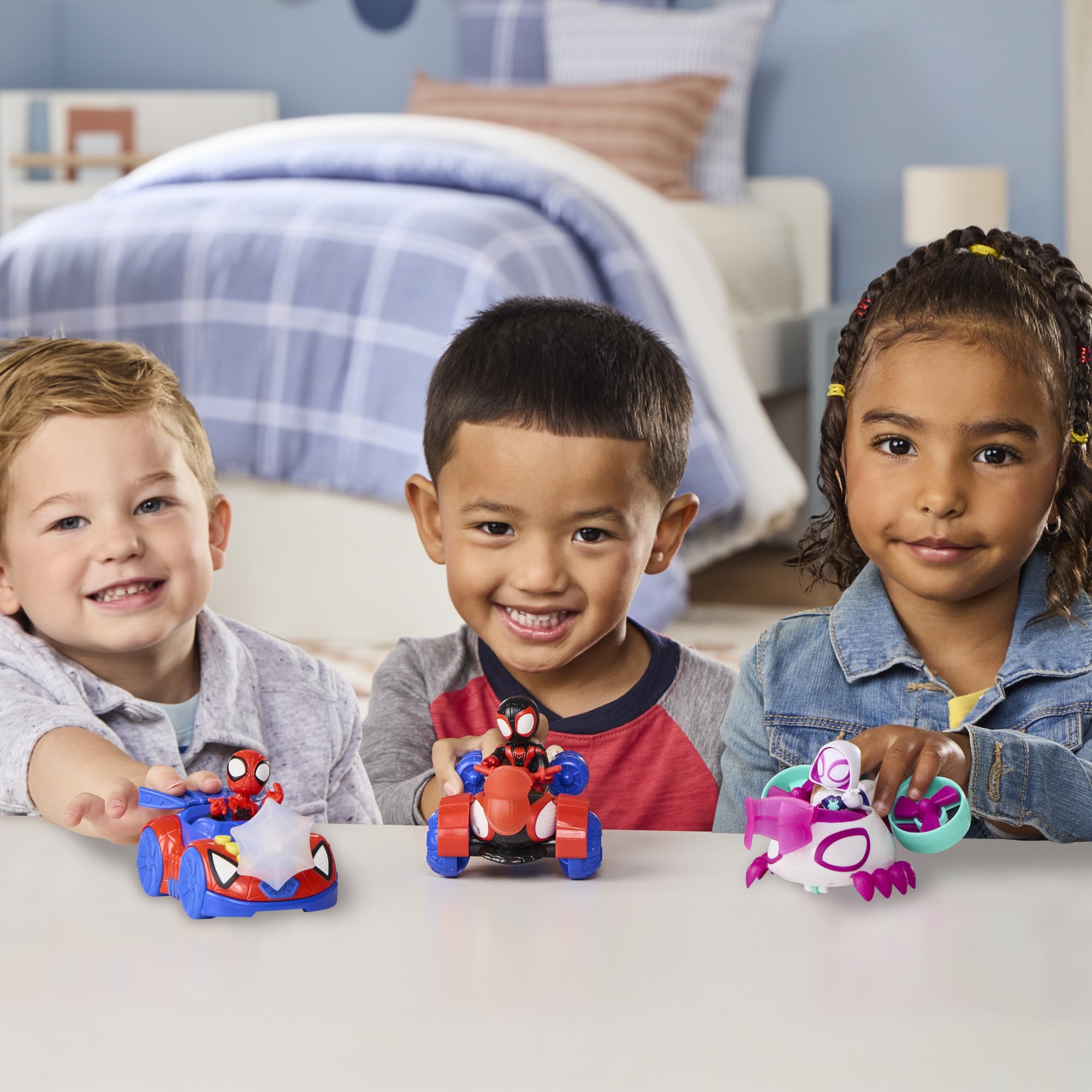 Spidey and his Amazing Friends empaque frontal, presentación lista para regalo