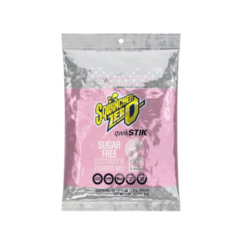 Botella con Sqwincher Qwik Stik disuelto y color Strawberry Lemonade, hidratación instantánea