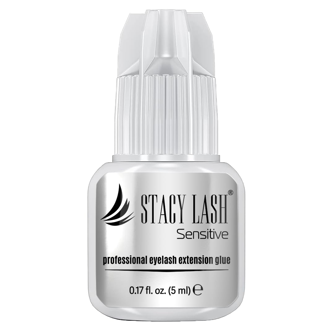 STACY LASH frasco frontal mostrando diseño y volumen profesional
