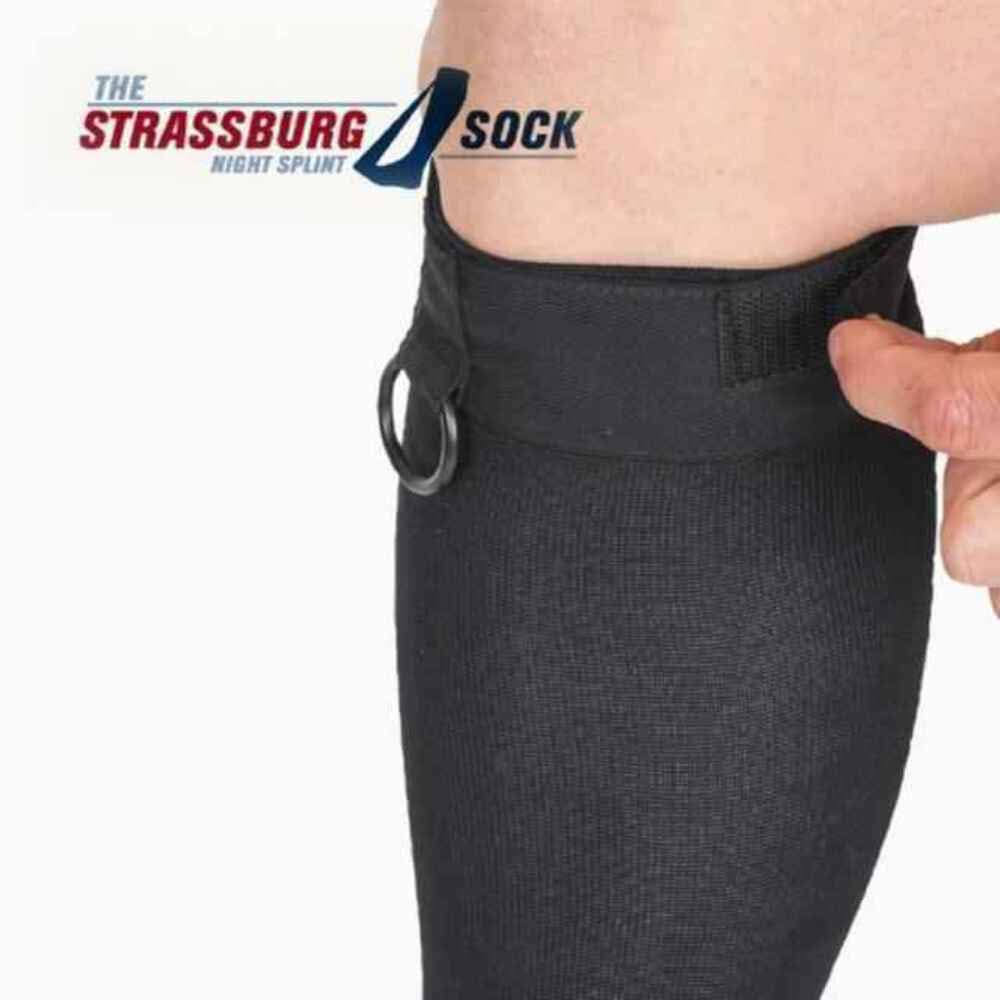 The Strassburg Sock puesto en pie mientras se duerme, mantiene estiramiento constante