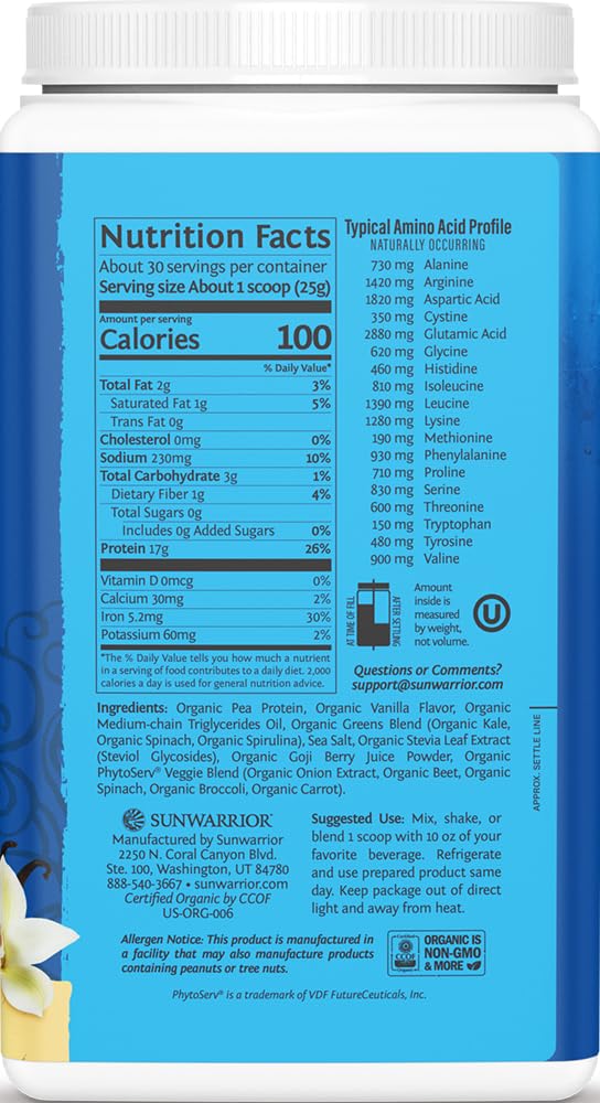 Batido de vainilla preparado con Sunwarrior Warrior Blend servido en vaso, destacando sabor cremoso y energía post-entreno