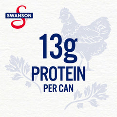 Swanson primer plano de trozos de pollo jugoso en la sopa
