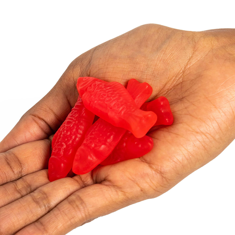 Swedish Fish en mesa de cumpleaños aportando diversión temática