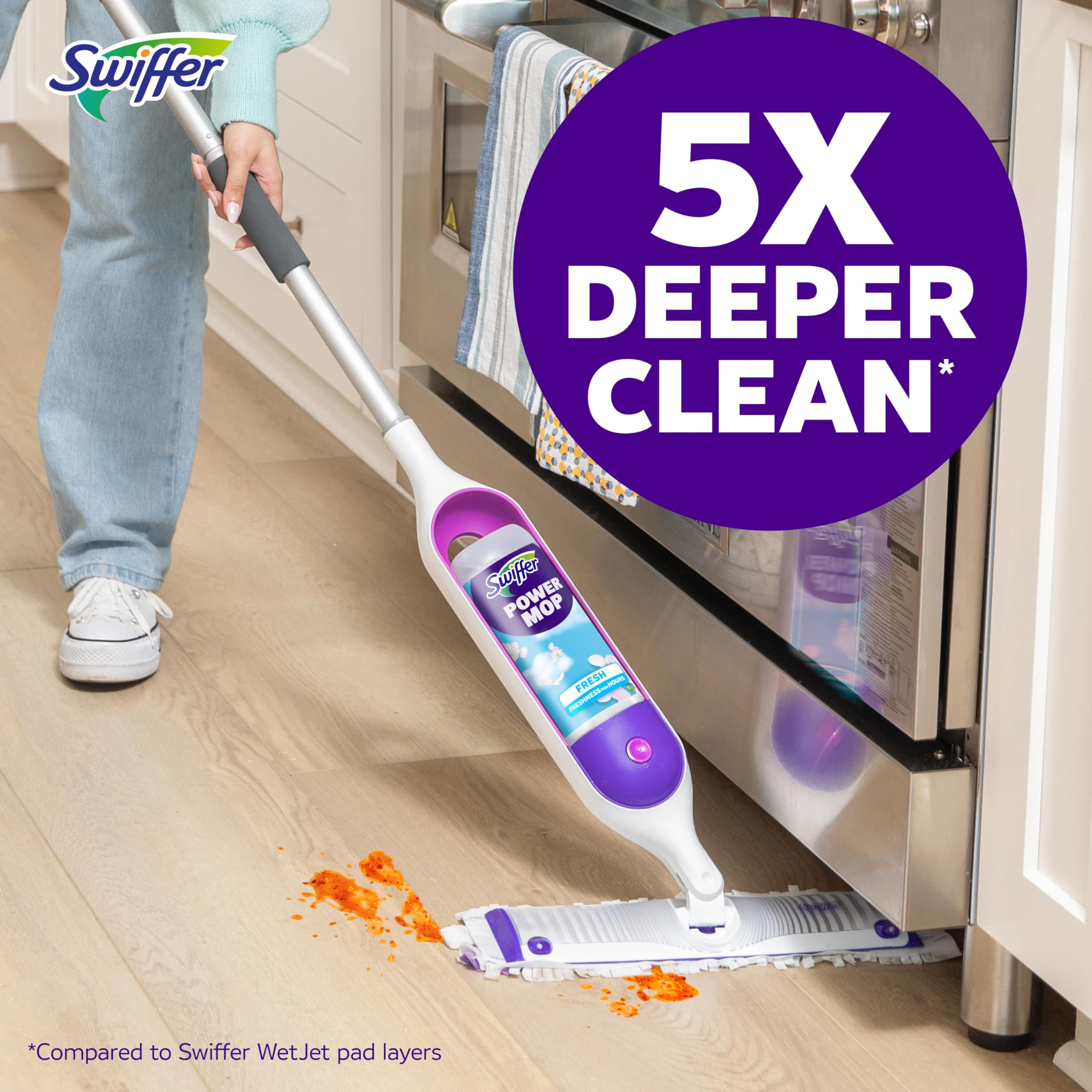 Swiffer PowerMop suelo brillante después de limpiar demostrando secado rápido