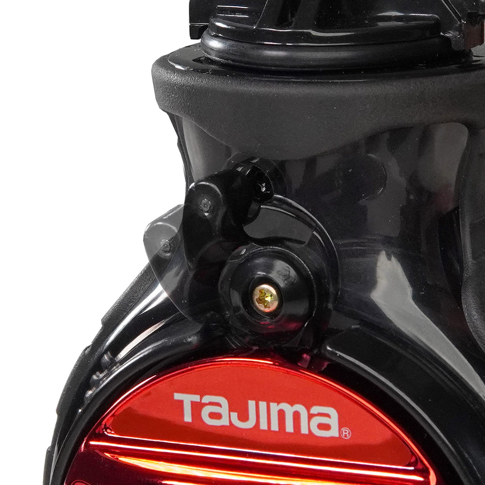 TAJIMA herramienta en uso marcando línea precisa en pared de obra