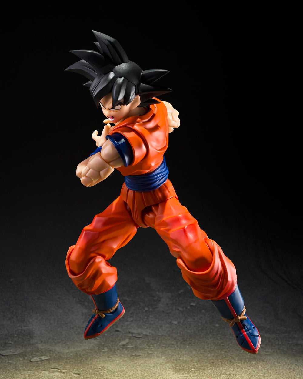 Comparación de escala TAMASHII NATIONS con una figura de referencia para tamaño realista