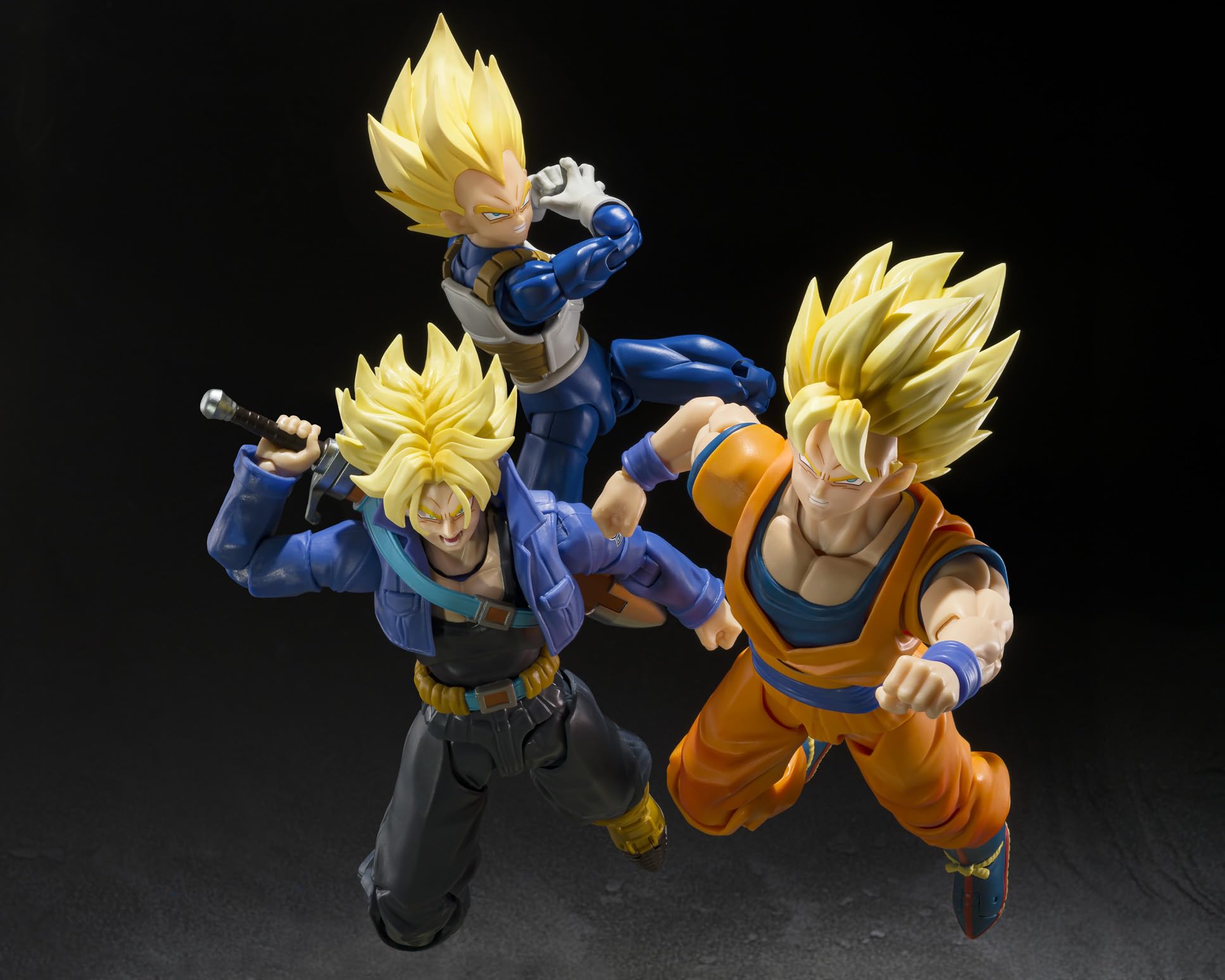 TAMASHII NATIONS Vegeta caja con etiqueta Bandai Namco, garantía de licencia
