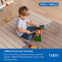 Tapo C201 monitorizando a un bebé con audio bidireccional y tranquilidad