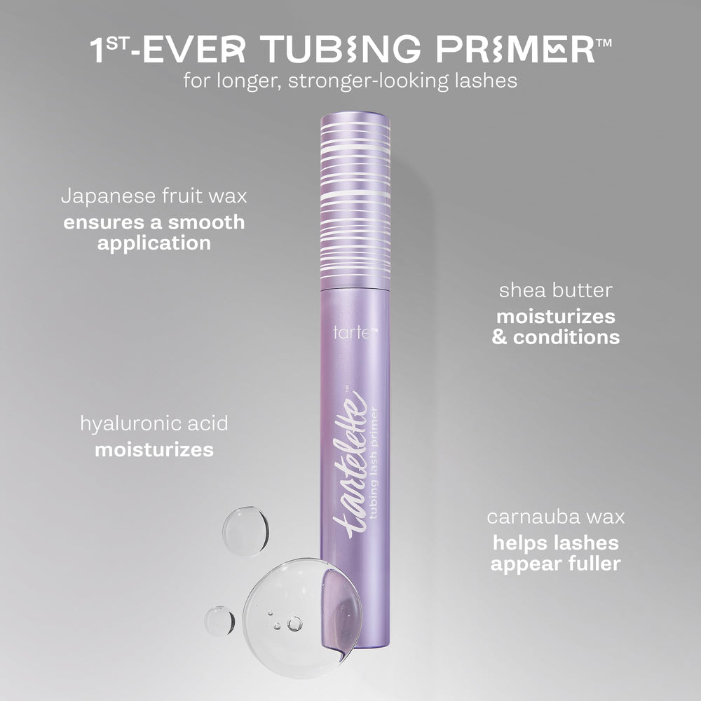 tarte aplicación de la prebase sobre pestañas durante rutina de maquillaje diario