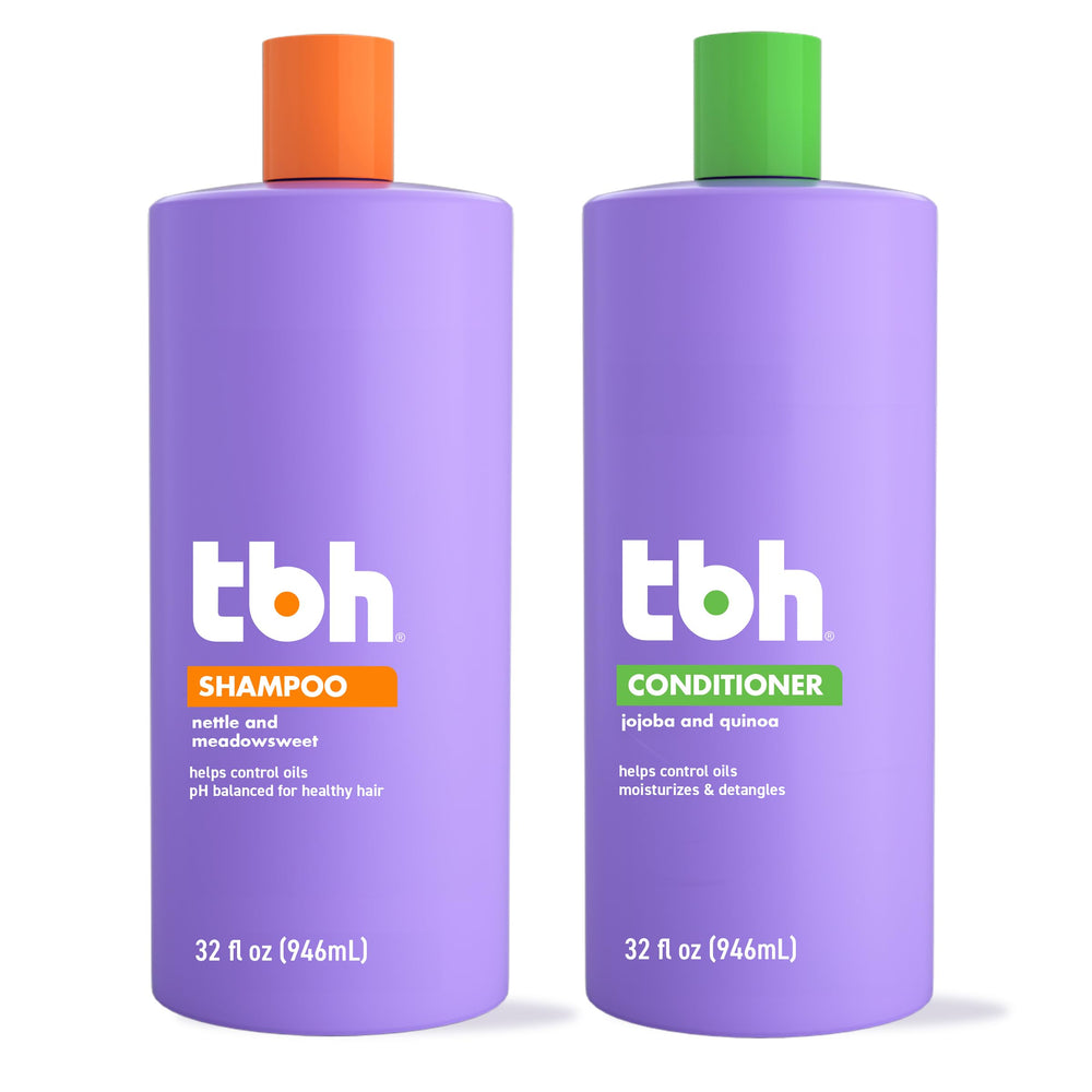 TBH botella abierta vertiendo shampoo para un lavado fácil