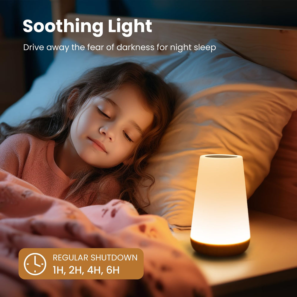 THAUSDAS lámpara en mesita de noche aportando luz cálida