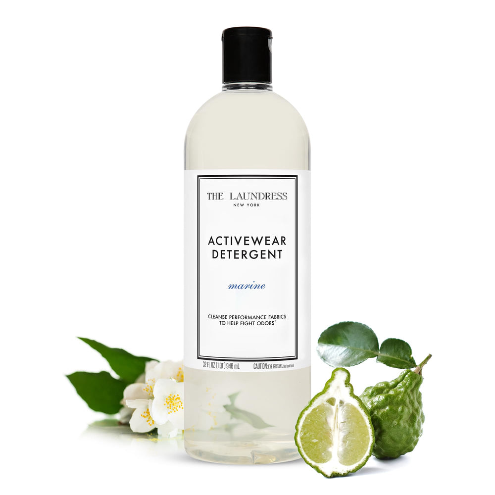 The Laundress envase frontal 32 oz mostrando diseño y tamaño práctico