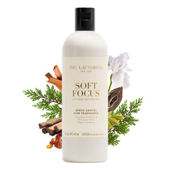 The Laundress botella frontal mostrando diseño y uso práctico
