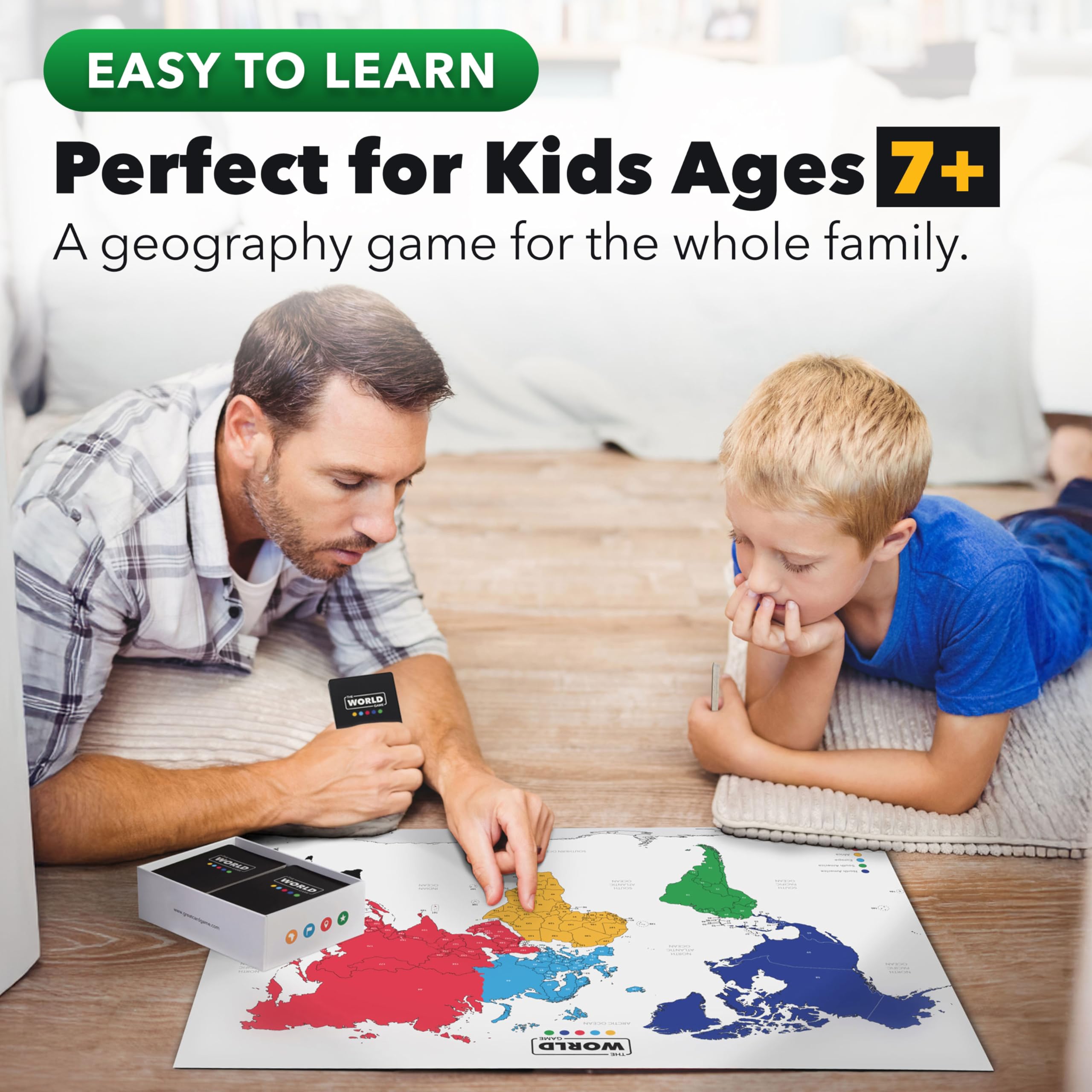 The World Game cartas distribuidas sobre mesa para juego y aprendizaje interactivo