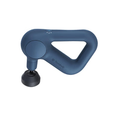 TheraGun Relief vista frontal en navy mostrando diseño compacto y confort