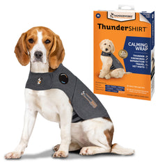 Thundershirt vista frontal mediano en heather gray mostrando ajuste cómodo y efecto calmante
