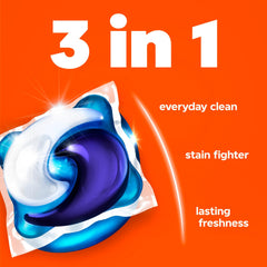 Tide cápsula dentro del tambor demostrando uso fácil y sin medición