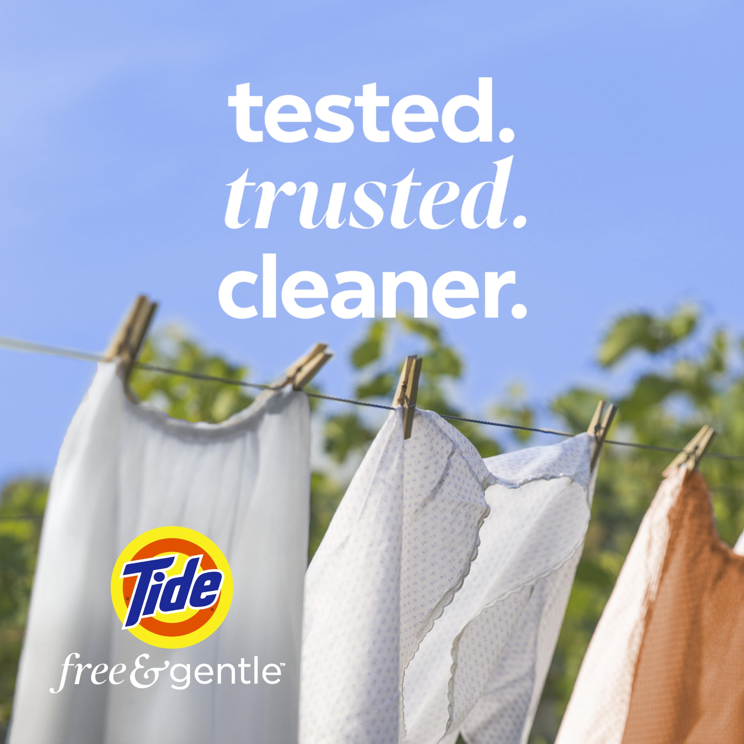 Tide prenda de bebé sin fragancia mostrando suavidad y seguridad