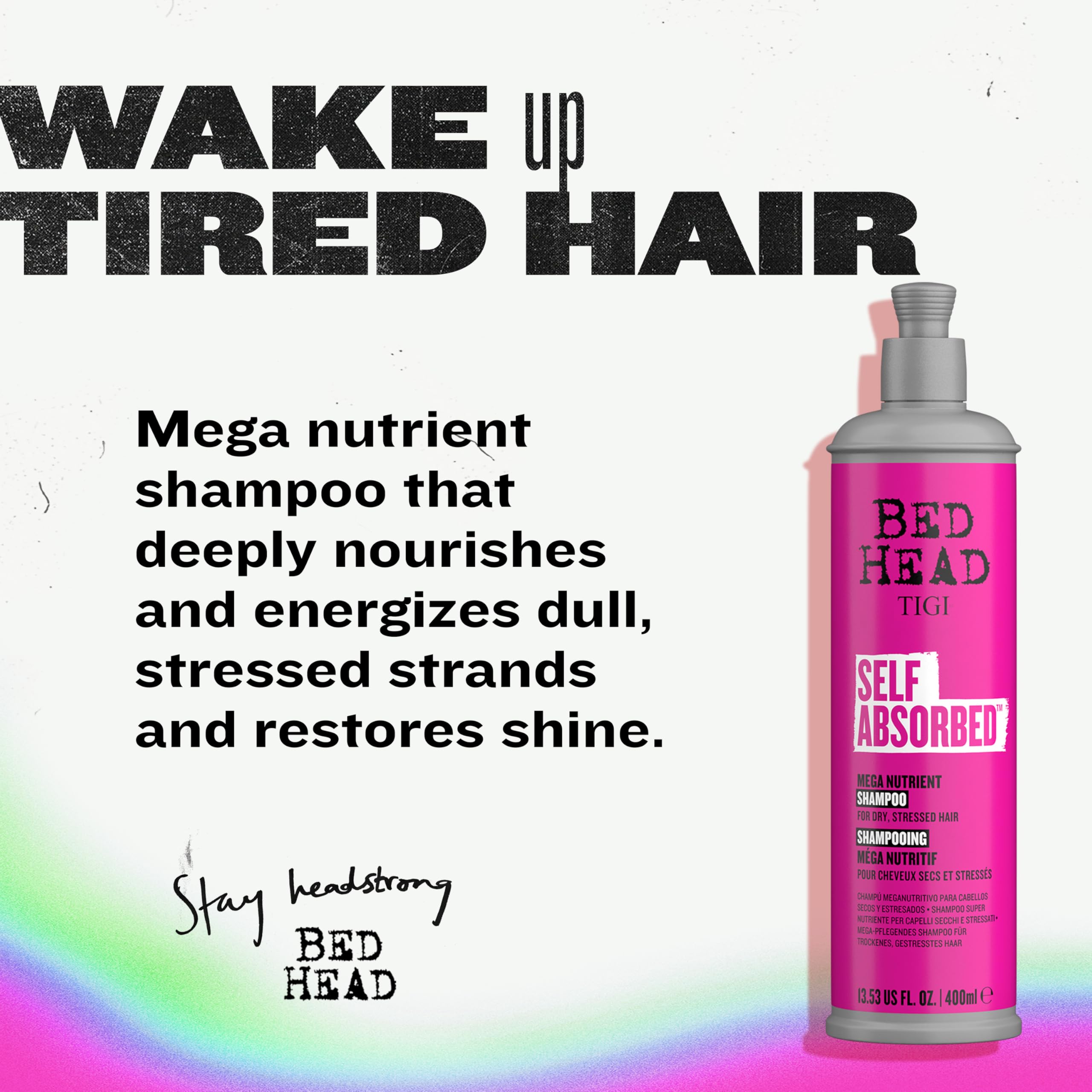 TIGI Bed Head espuma de champú en mano, hidratación visible y textura cremosa
