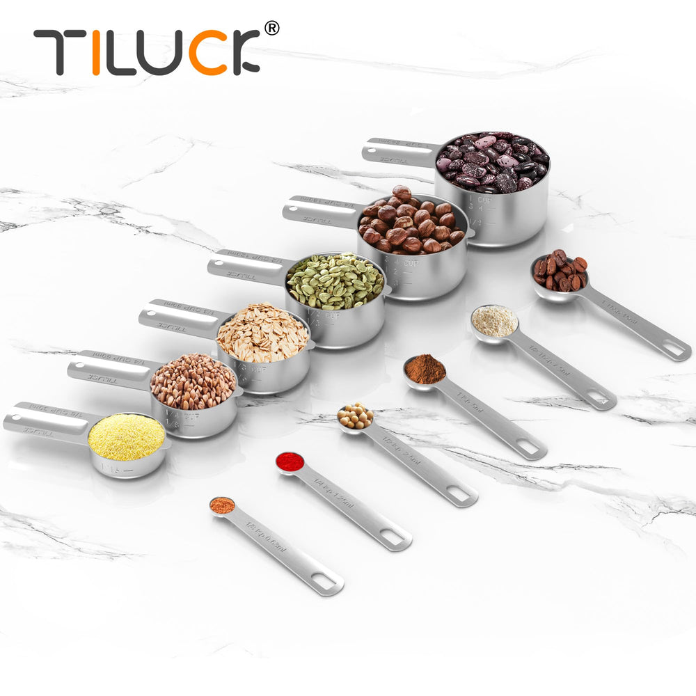 TILUCK uso en cocina midiendo harina, control preciso de ingredientes