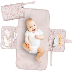 Tiny Twinkle vista frontal del cambiador plegado, práctico para llevar