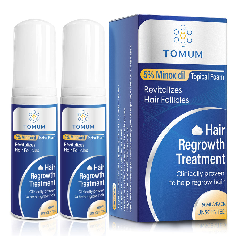 TOMUM espuma minoxidil frontal mostrando envase portátil y práctico