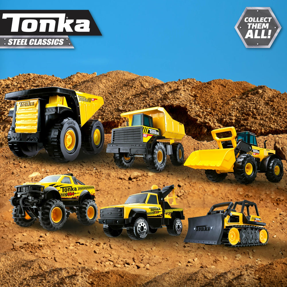 Tonka camión en patio demostrando resistencia y juego al aire libre