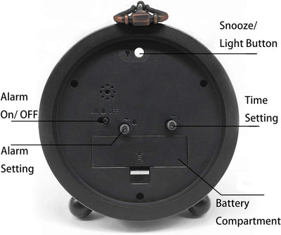 TooTa reloj colocado en mesita de noche integrando estilo vintage y funcionalidad