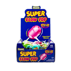 Tootsie Charms Super Blow Pop primer plano del chicle, demuestra textura masticable duradera