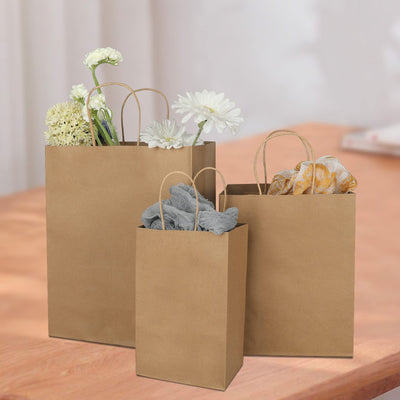 Toovip bolsa kraft con productos en tienda demostrando uso profesional y presentación limpia