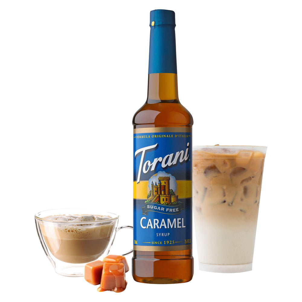 Primer plano de botella Torani Caramel Sugar Free resaltando el diseño