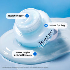 Torriden crema aplicada en mano demostrando hidratación instantánea