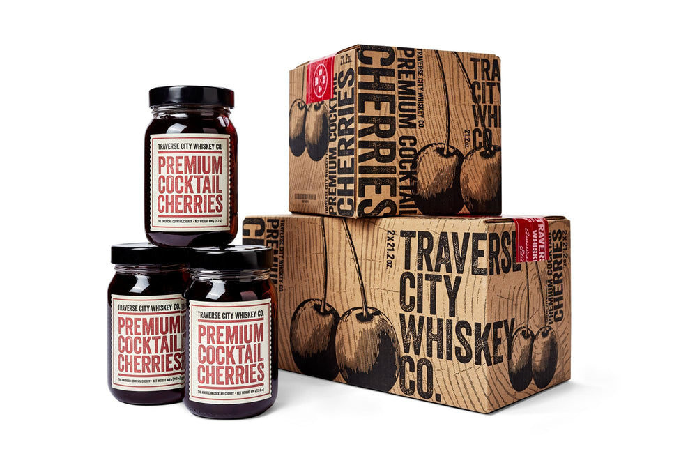 TRAVERSE CITY WHISKEY CO. ambiente de cocina artesanal sugiere elaboración tradicional