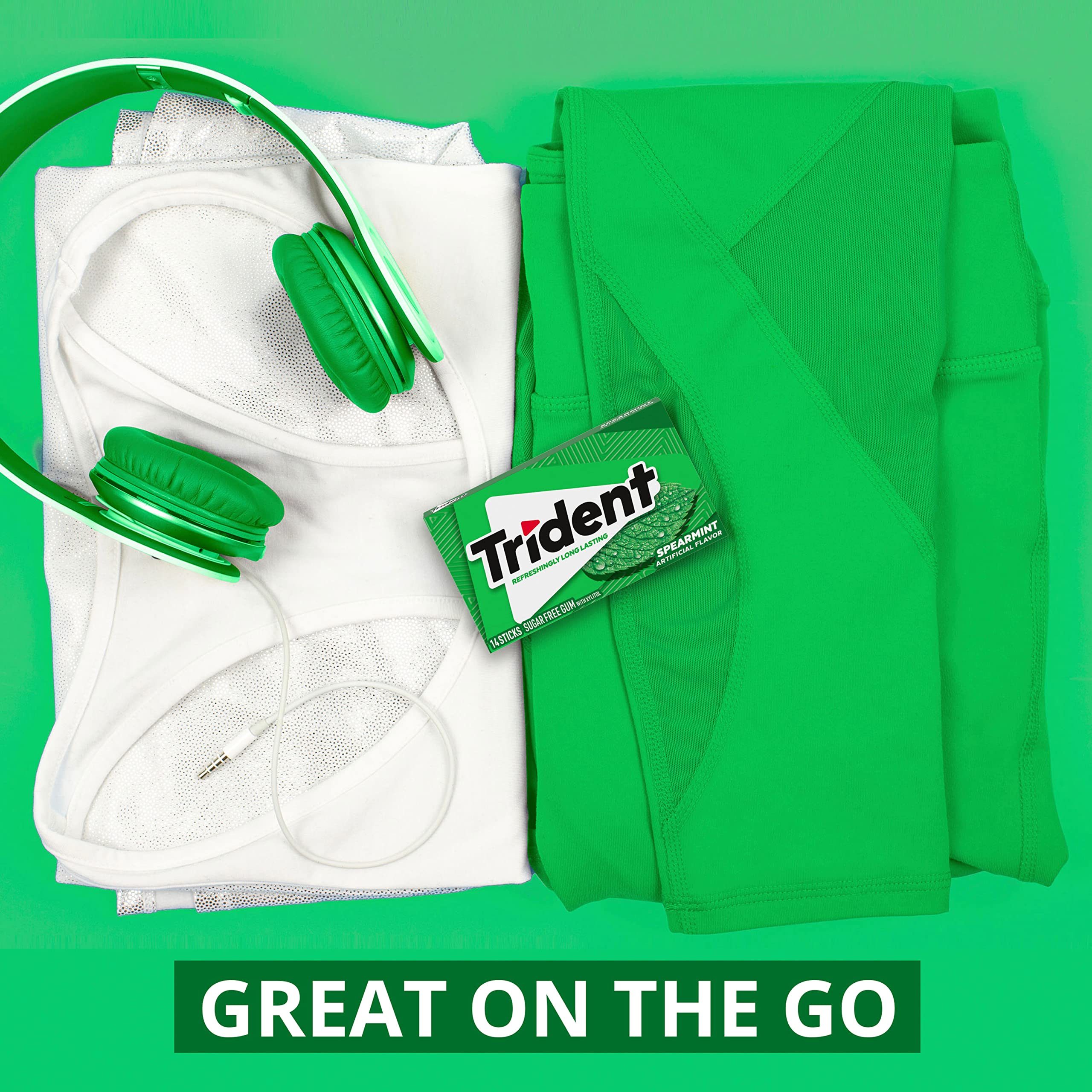 Trident packs used as party favors on a table for event convenience