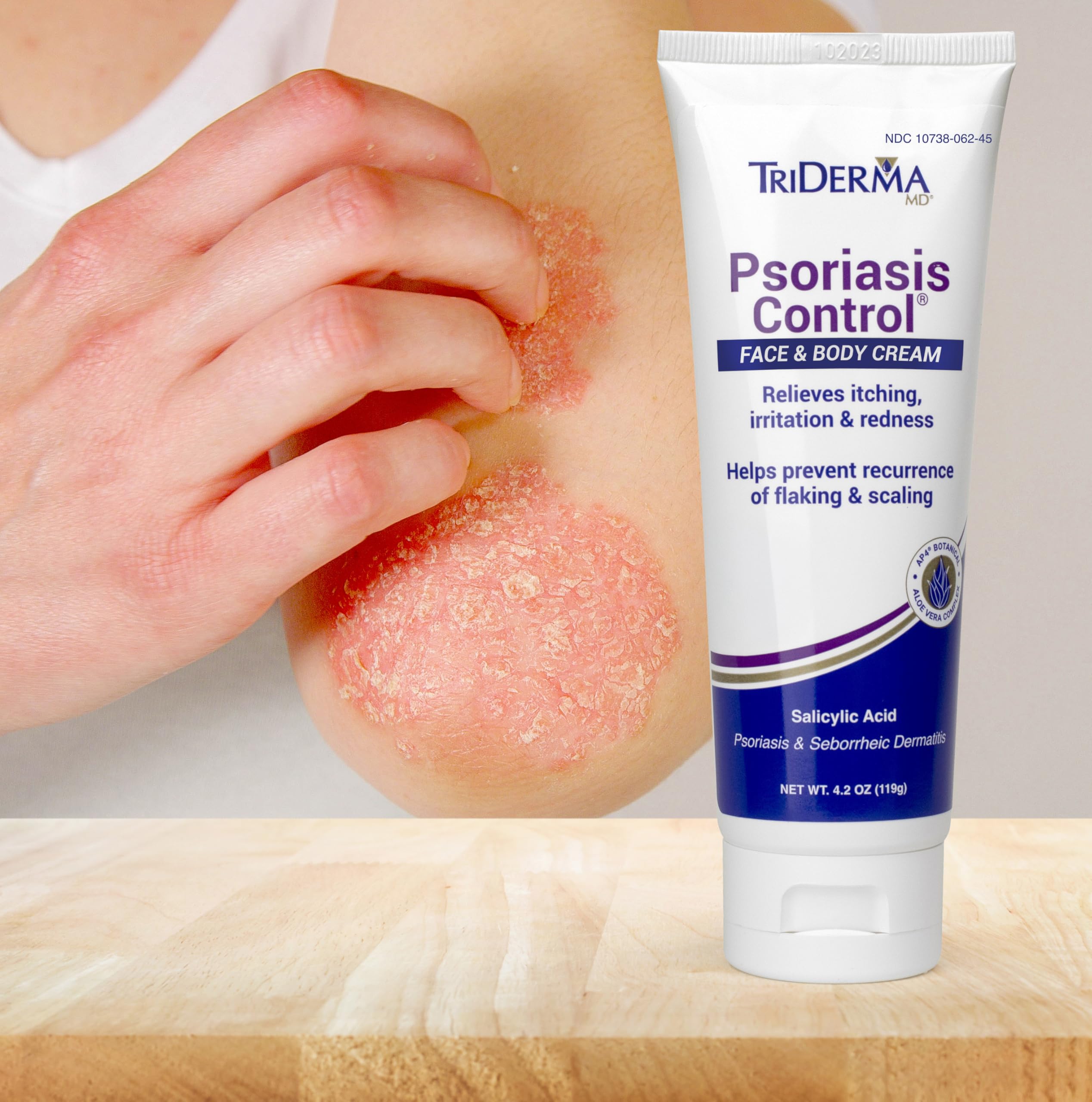 TriDerma textura de crema en piel, hidratación rápida visible