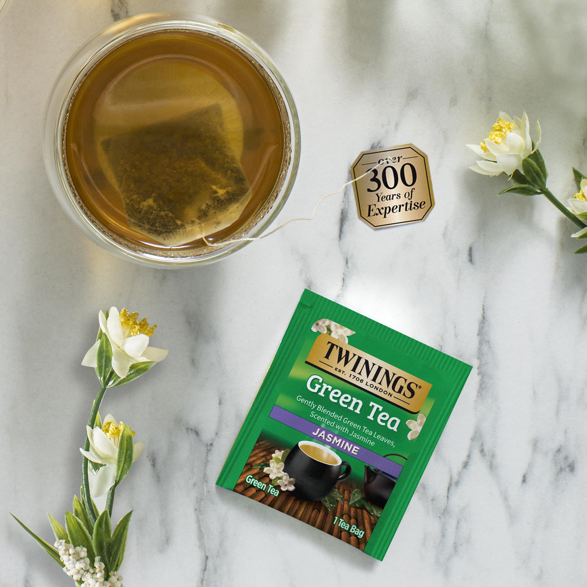 Twinings estuche abierto con variedad visible para regalar