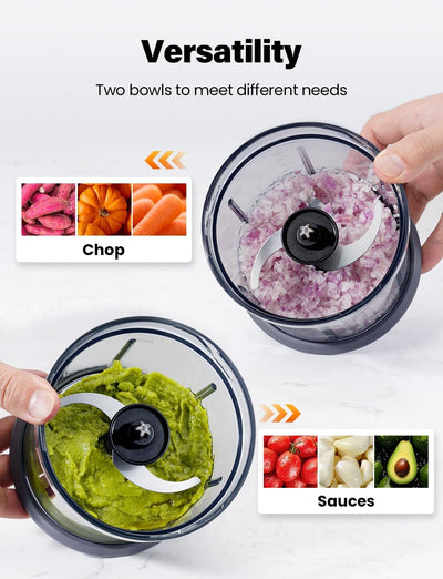TWOMEOW comparación de tamaño con una taza para visualización de capacidad