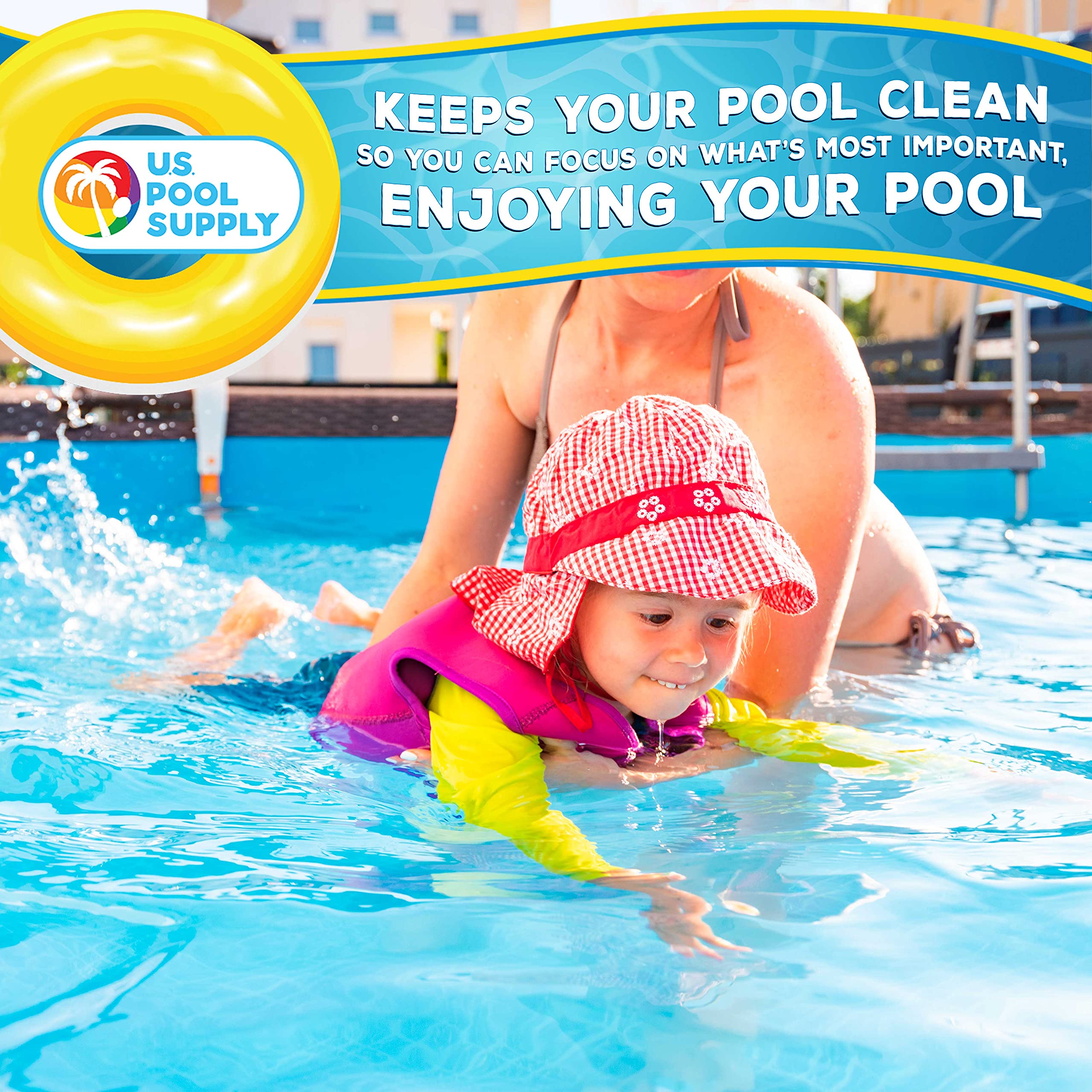 U.S. Pool Supply cartuchos junto a piscina, agua más clara