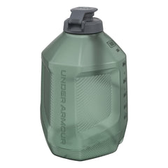 Under Armour bidón frontal grande mostrando capacidad y forma ergonómica