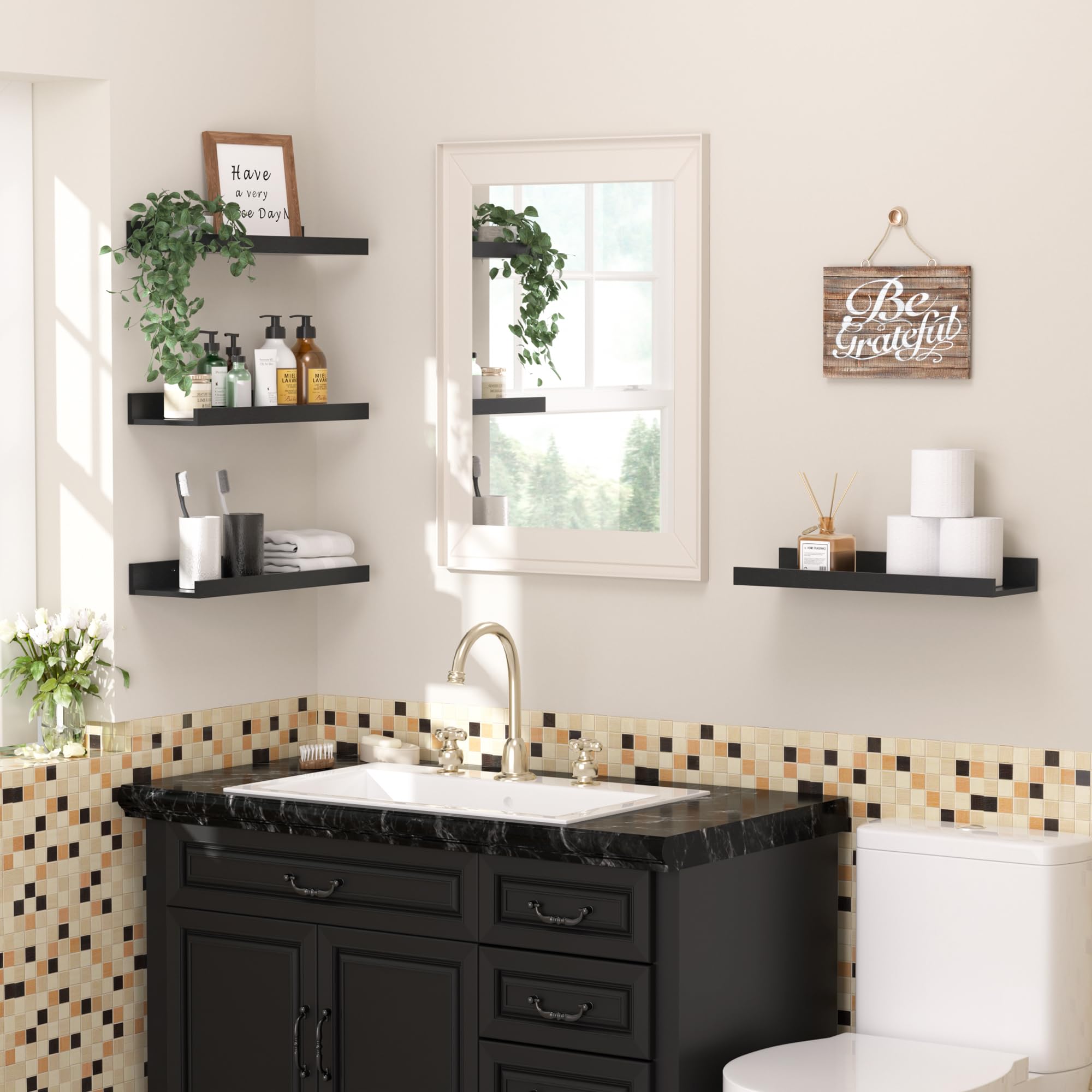 upsimples estante con plantas demostrando punto focal decorativo