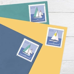 United States Postal Service primer plano de ilustración Sailboats mostrando detalles vibrantes