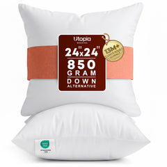 Utopia Bedding vista frontal del pack de 2 cojines blancos mostrando volumen